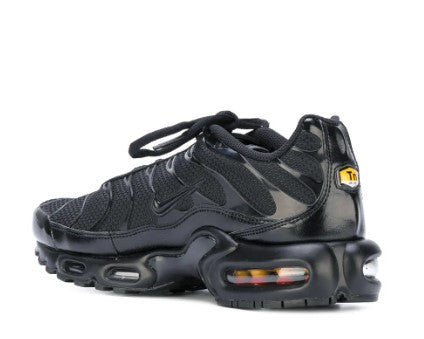 Nike TN Negro – Estilo, Potencia y Comodidad en Cada Paso